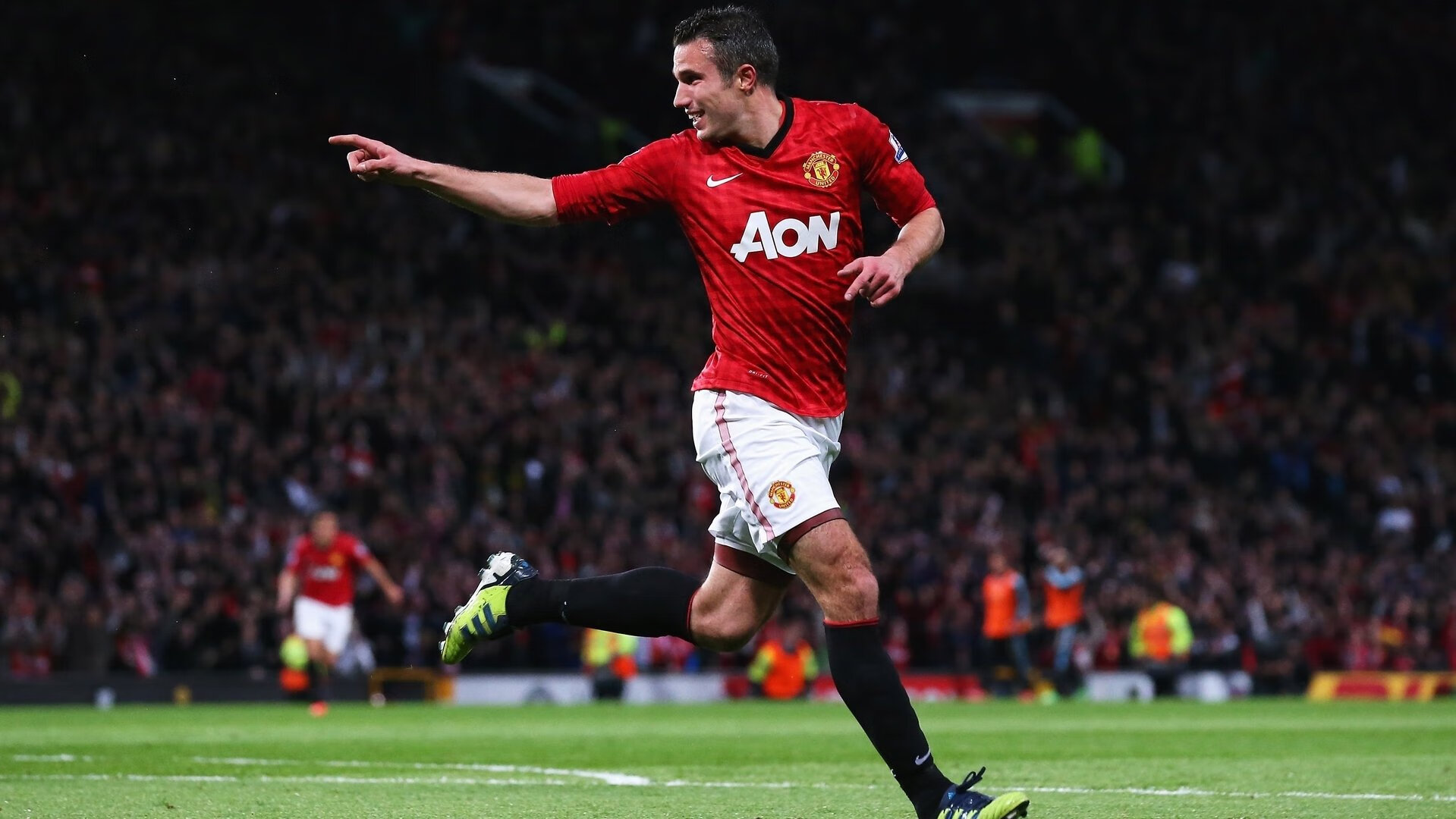 米兰体育联赛-2025赛季最精彩的单圈盘点