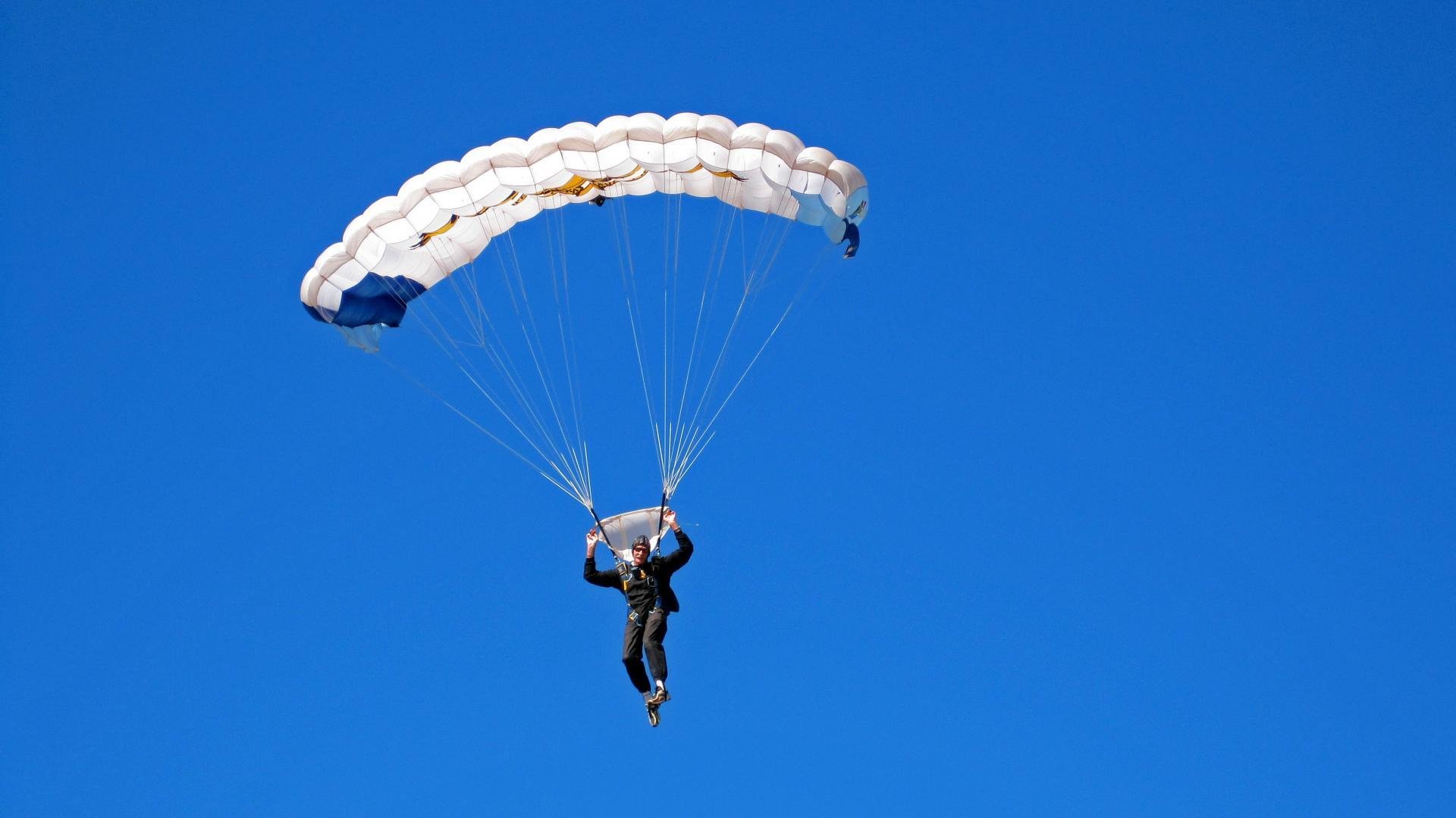 米兰体育官方网页版-《青年选手崭露头角：电竞舞台的未来之星》，2020全国电竞青年挑战赛